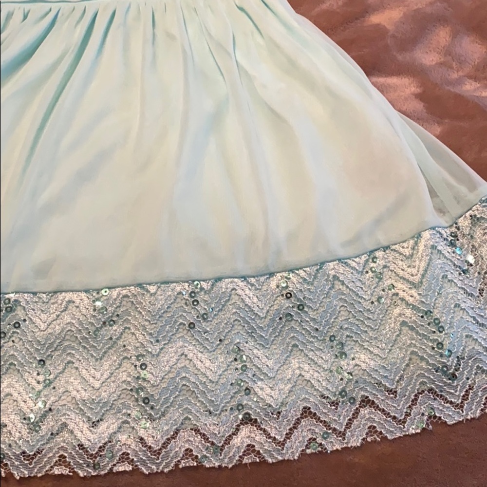 Girls Dress - Picture 4 of 8